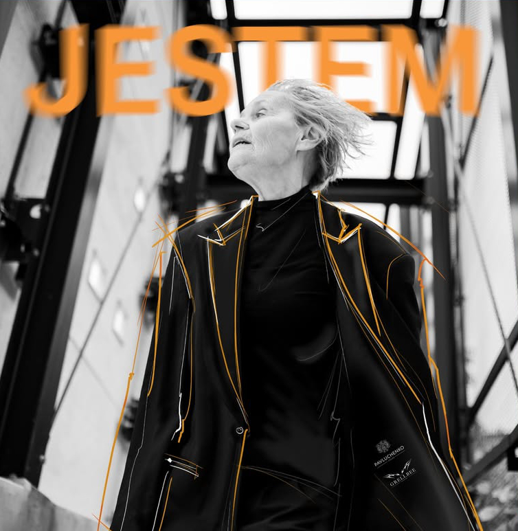 Jestem… | Instalacja Filmowo-Performatywna